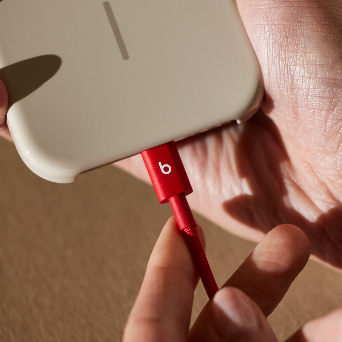 Beats USB-C to USB-C Woven Cable (1.5 m / 5 ft) – Rapid Red