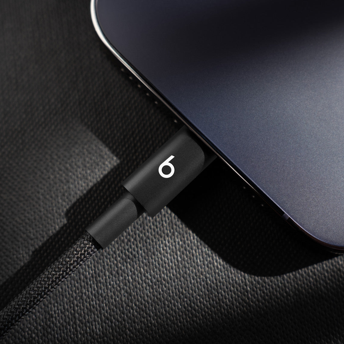 Beats USB-C to Lightning Woven Cable (1.5 m / 5 ft.) – Bolt Black