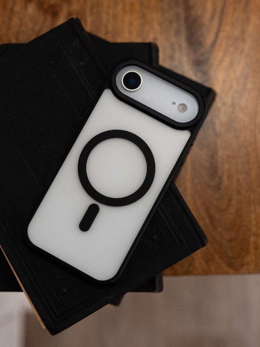 Moov Luxe Edge Case with MagSafe for iPhone Air - Black