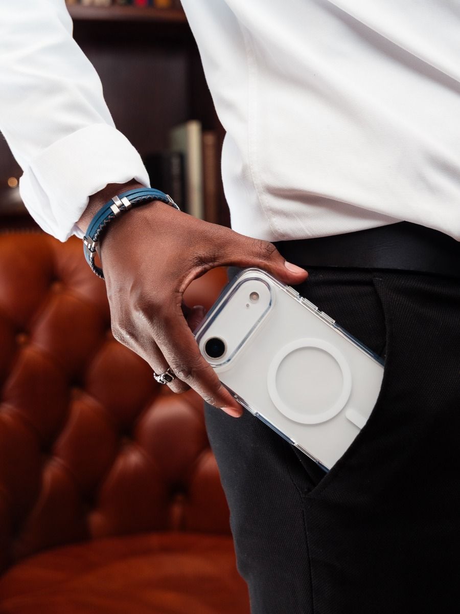 Moov ClearSafe case with MagSafe for iPhone Air