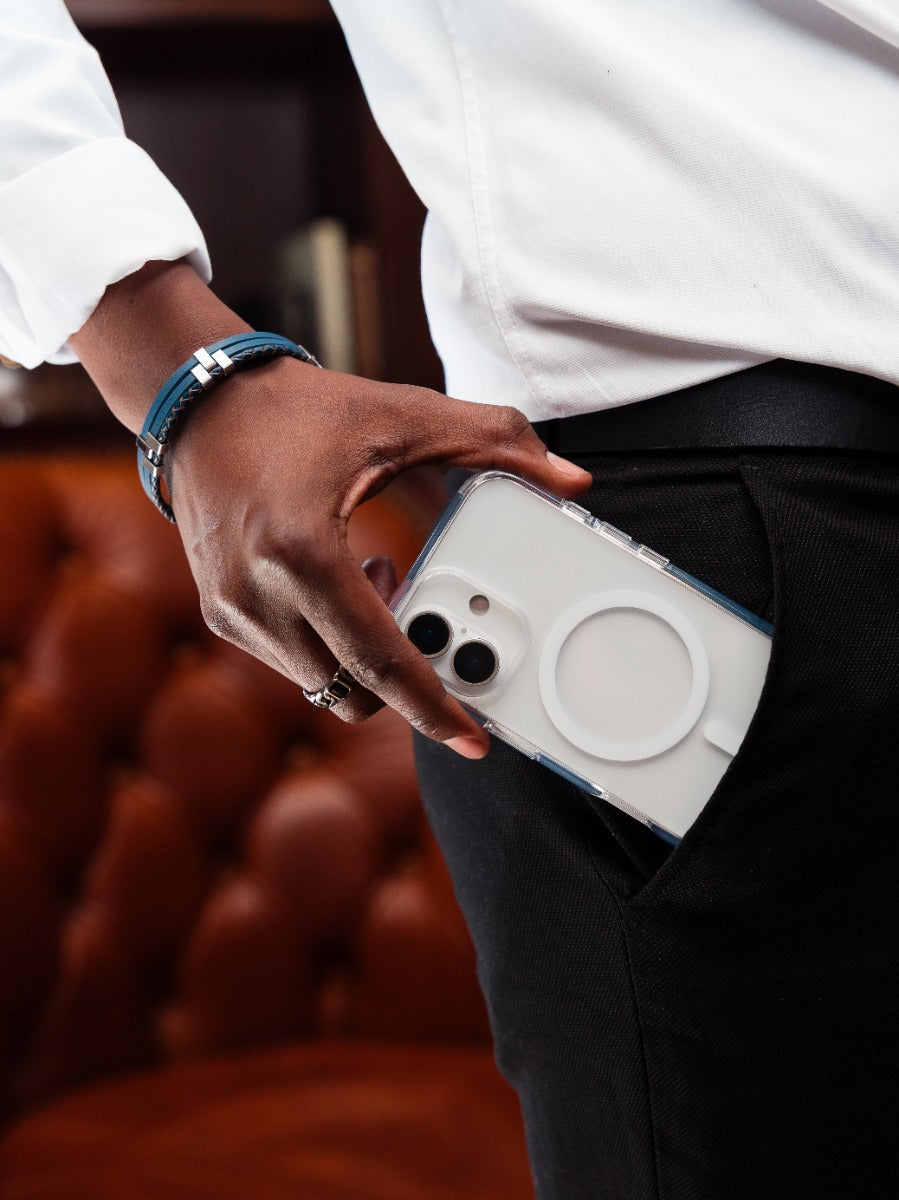 Moov ClearSafe Case with MagSafe for iPhone 17