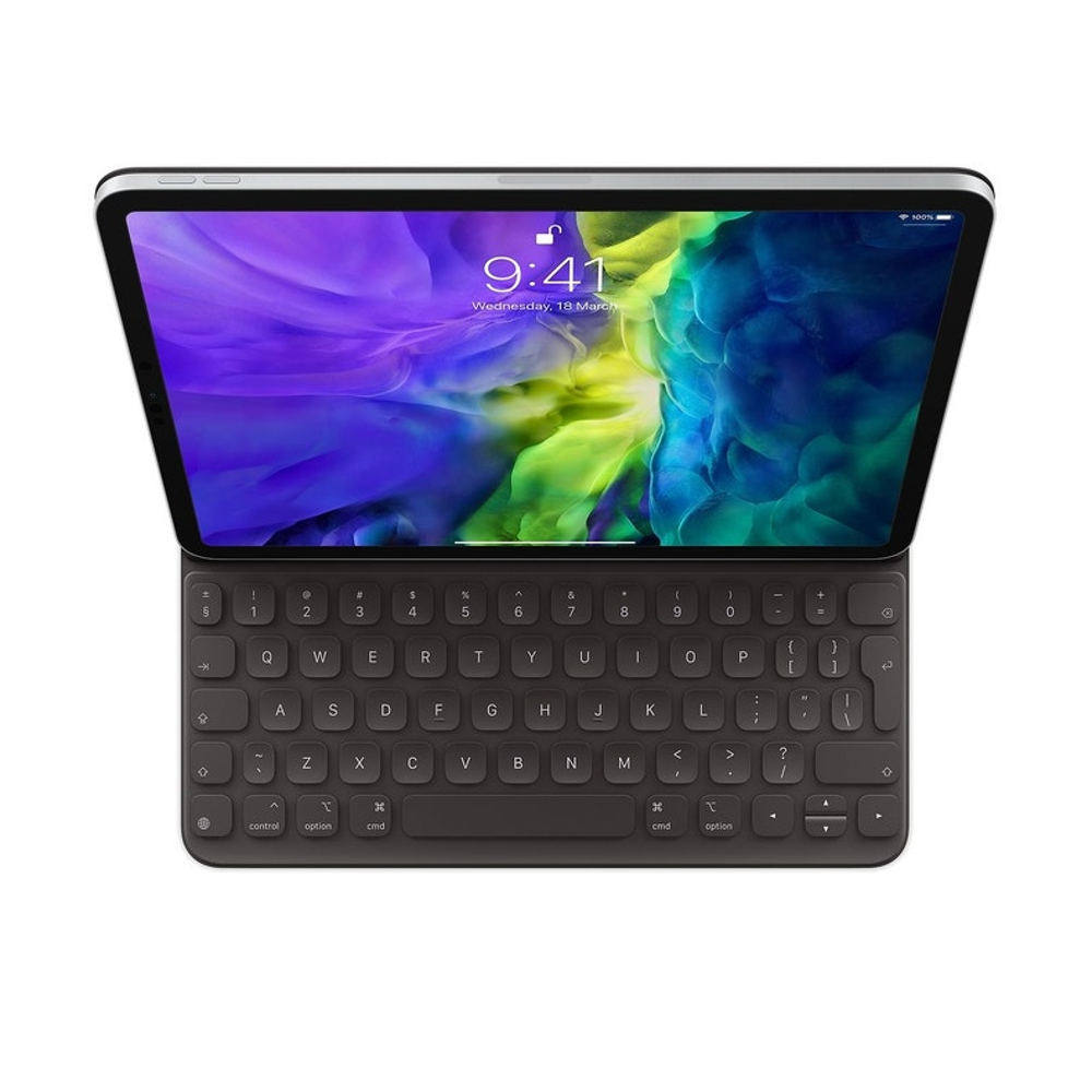 smart keyboard folio vs magic keyboard